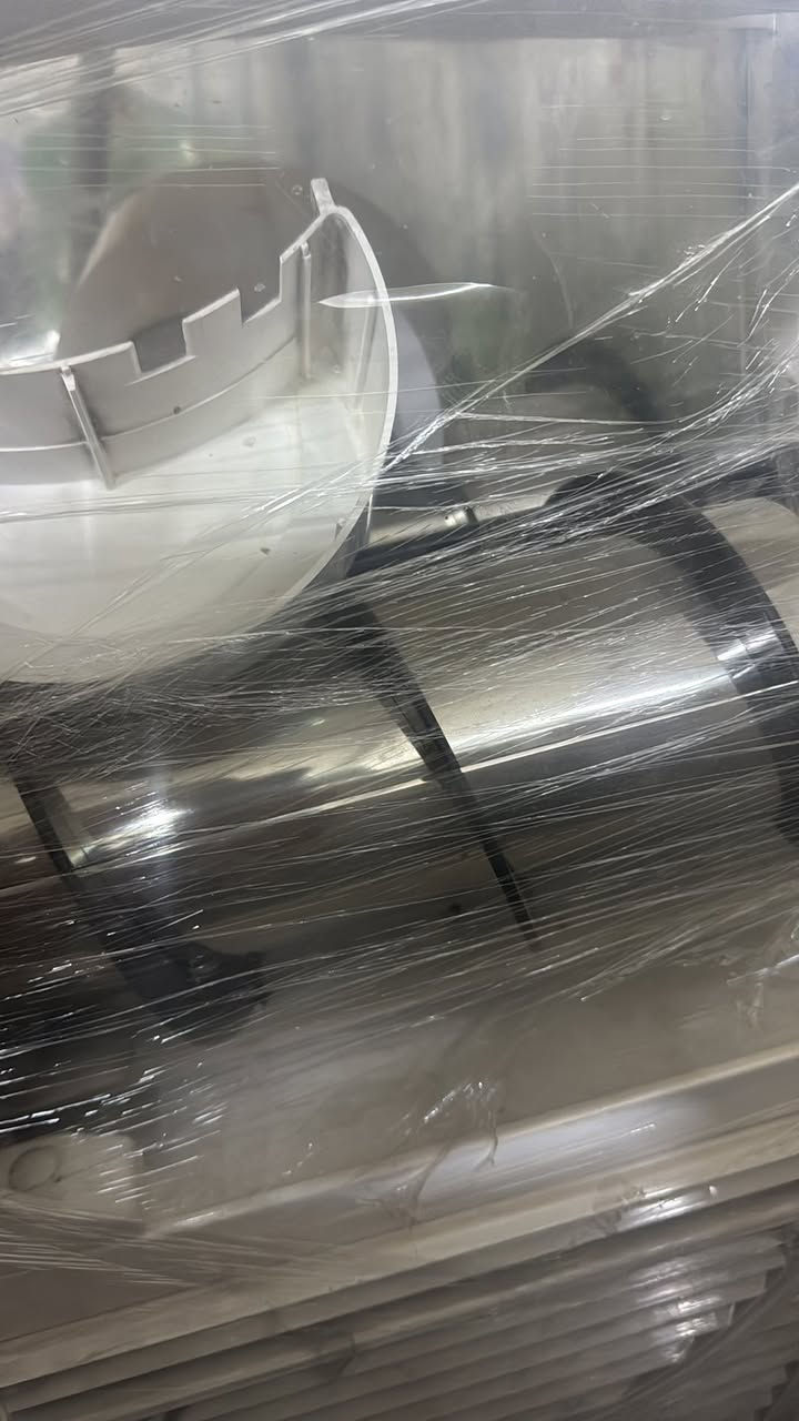 ازبري كب مستخدم ٤ شهر  صناعه ايطالي نضيف العنوان البصره *********** متوفر توصيل عدد ٤ اجهزه
