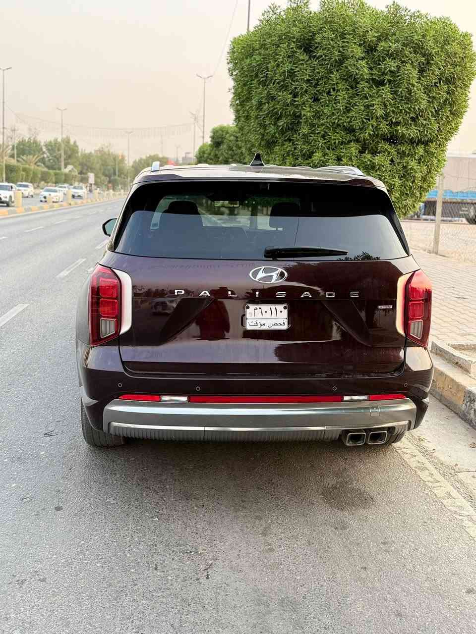 Hyundai palisade  2025 calligraphy
هونداي بلسايد كلگرافي 
فقط بيع بدون مراوس310$ بيها مجال بسيط 
موديل: 2025
الحالة: بنيد نفسه مرجع بدون فتح  وجاملغ،الايمن تبدل وقبل فتره  صارت بيهه طخه خفيفه على كد شبر،بالجاملغ الايسر،  

العداد:6 الاف ميل
المواصفات: كلگرافي  فول 1/1 
 شاشة عرض داتشو. المحرك   v6    3.8 
بصمة تشغيل + بصمة ابواب 
اصطفاف ذاتي(تقديم +ترجيع)  
فتحة سقف +بانوراما
سماعات هارمن كاردن عدد ١٦
 رادار امامي  + خلفي 
حساسات امامي + خلفي 
كامرات عدد 6  360 درجة 
كشنات امامي خزن ميموري 
كشنات كهربائي تدفئة وتبريد🥶
داخل اسود ملكي
انارة داخليه (محيطيه) + انارة دشبول 
بردات جانبية
تبريد مركزي امامي + خلفي منفصل التحكم
تحكم ستيرن + شفتات
تدفئة ستيرن 
مرايا هيتر + تعتيم 
صندوق كهربائي شفط + اربع وضعيات فتح صندوق
وضعيات قيادة  (٥)
ويل كب حجم  ٢٠ 
اوتو هولد + نقطة عمياء 
سايد بريك بصمة + مثبت سرعة
شحن وايرلس 
إشارات بالمرايا  + إشارات جانبيه
2اوتو بريك 
تحديد مسار
شاشة ديجتال كبيرة
تشغيل عن بعد .
تدليك كشن .
دفع رباعي 
نظام مانع انزلاق 
 نظام نزول منحدرات كشنات Vip منفصل 
 وبعد مواصفات اخرى للي يعرف البلاسايد
السياره جديده بمعنى الكلمه،  

السعر310  وبيه مجال ان شاء الله،  
 السياره. بدون رقم 
***********
