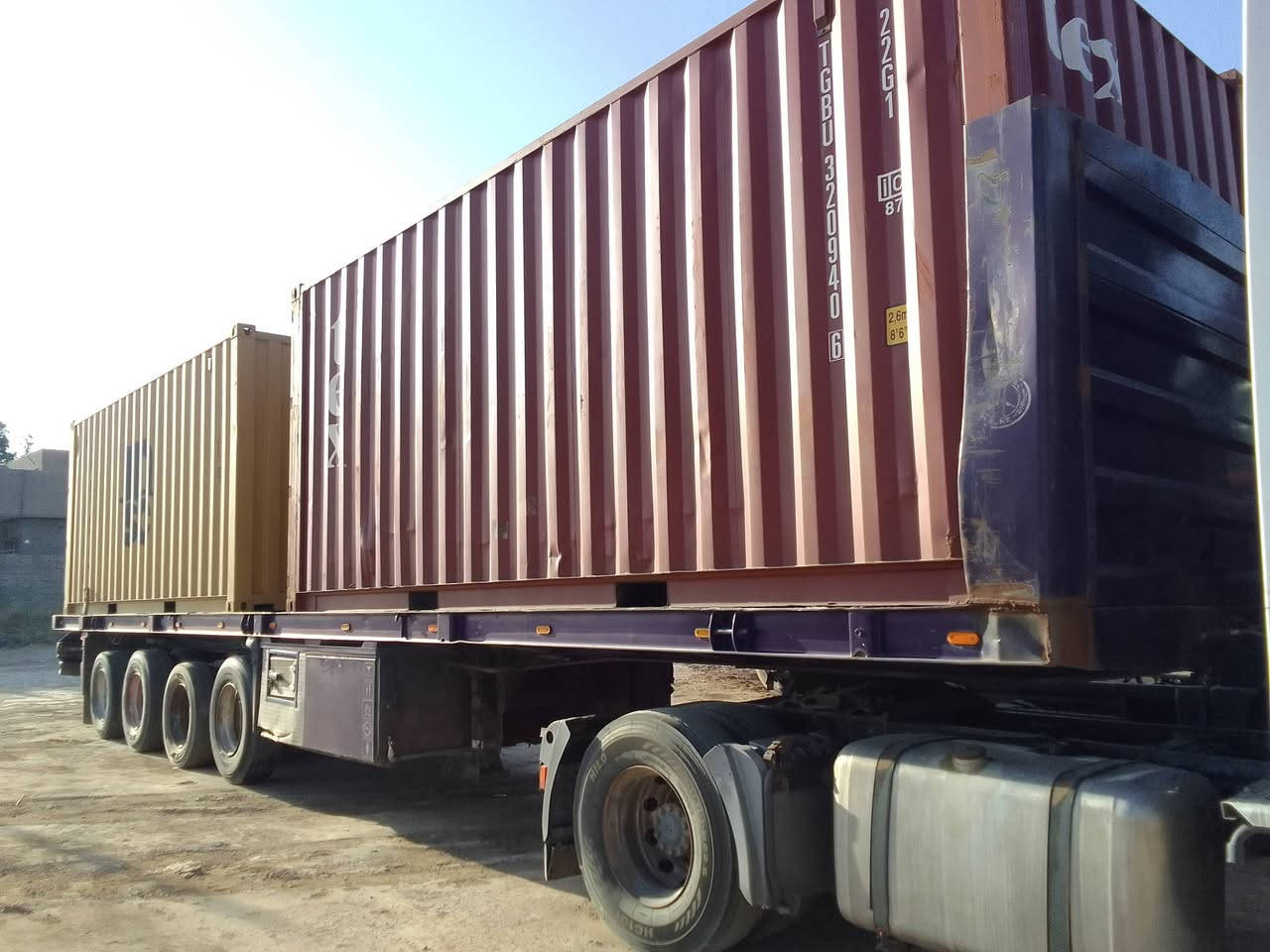عربانة حدادية للبيع شاصي 16 دناگير 14 صيني 4 محور لافطر لاكسر السعر 125 وبيهة مجال ***********
