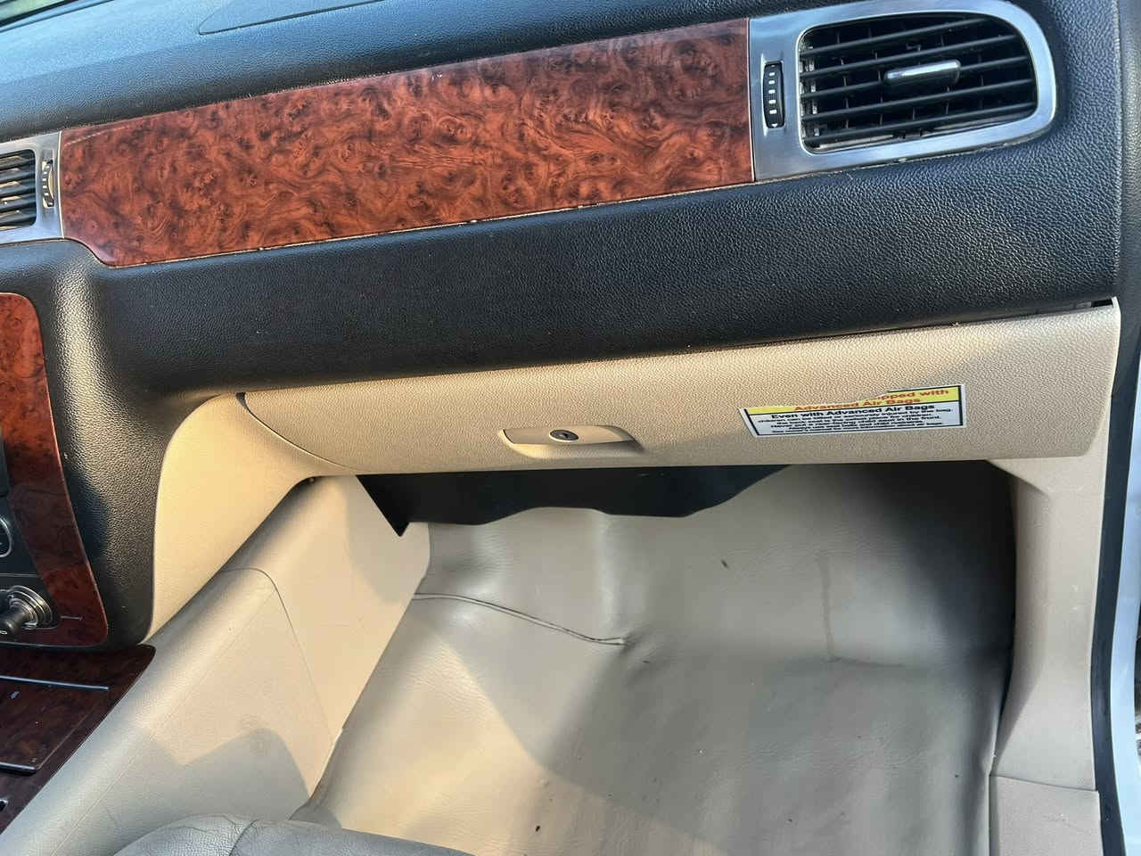 للبيع شفر ليت تاهو مديل 7خليجي فول مواصفات داخل عسلي  LTZ كفاله ضربه تبديل صبق  جاهزه مكينه كير حداده تخم تاير جديد ستوه شاده حداداه قبل شهر نافضه كله مكينه  8 سلندر  مواصفاته فتحه كشنات  جلد ارضيه جلد حساس خلفي كامره شاشه جبيره تحكم ستيرن تثبيت سرعه كلش هواي بيه مواصفاه رقم بغداد  جديد 

السعر187
العنوان. بصره جزيره  
رقم الهاتف ***********
واتساب ***********

