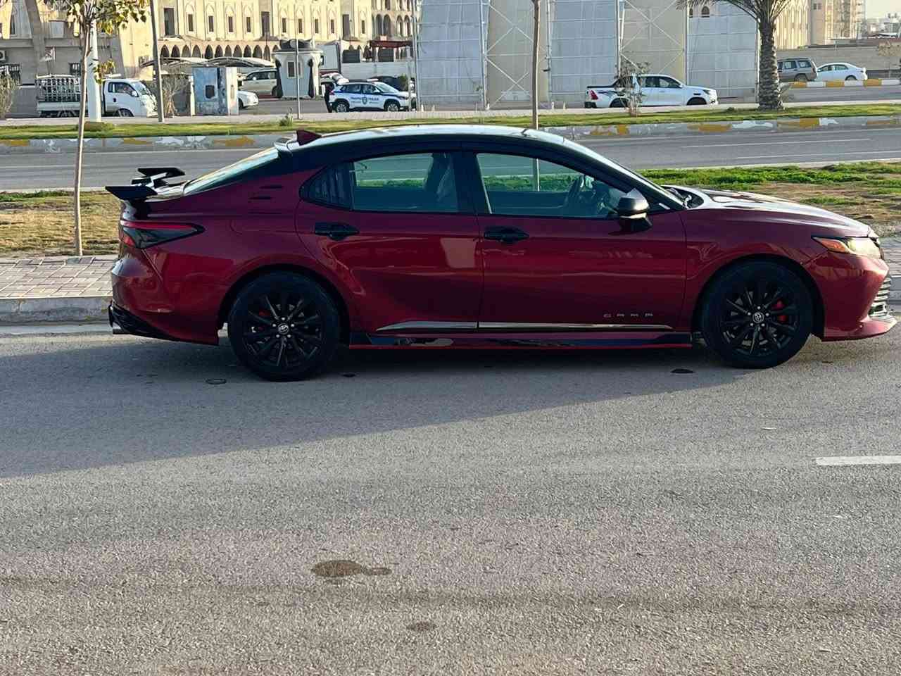 السلام عليكم
كامري 2019 وارد امريكي بدون ايرباك 
حادث امريكا فقط دعامية وخشم البنيد 
وبلعراق صار بيها جاملغ +باب السكن +شبرين صبغ بلتكمة 
صور الحادث والضربة قبل التصليح موجودات بل منشور والصبغ كان بسبب الصباغ مو صاحب مصلحة السونار موجود التكمة تكملتها جلاتين 
مواصفات الـLE
تحديد سرعة 
خروج عن المسار 
شاشة 
كاميرا 
كشن كهرباء +مخمل 
تخم تاير جديد 
حدادية امامي خلفي جديدة 
السعر 165 يعني 16,500$
مكان السيارة الفلوجة 
***********
‭0773 384 3411
