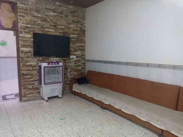 ⭕️ دار للبيع -  ملك صرف 

⭕️ المساحه ((١٤٠ متر ))

⭕️ بناء حديث درجه اولى 

((((((((((طابق واحد   ))))))))

⭕️ خدمات كامله 

⭕️ الموقع - حله - ناحية ابي غرق - حي السلام - خلف مجمع انوار القمر 

⭕️يتكون الدار  من طابق واحد  

غرفة نوم + استقبال +هول + مطبخ +مجمعات صحيه

نقص فرشي السطح فقط 

⭕️ السعر ( 115) 

——————-
🏫📚نستقبل جميع عروض البيع و ترويجها بإعلانات ممولة 
      للمزيد من التفاصيل الاتصال او المراسلة خاص او واتساب

امير//***********

 📍موقع المكتب  📌

 الحله - ناحية ابي غرق 
شارع الامام عمود 165 ➖ قرب مطعم الروشا - مكتب البيرق للعقار
