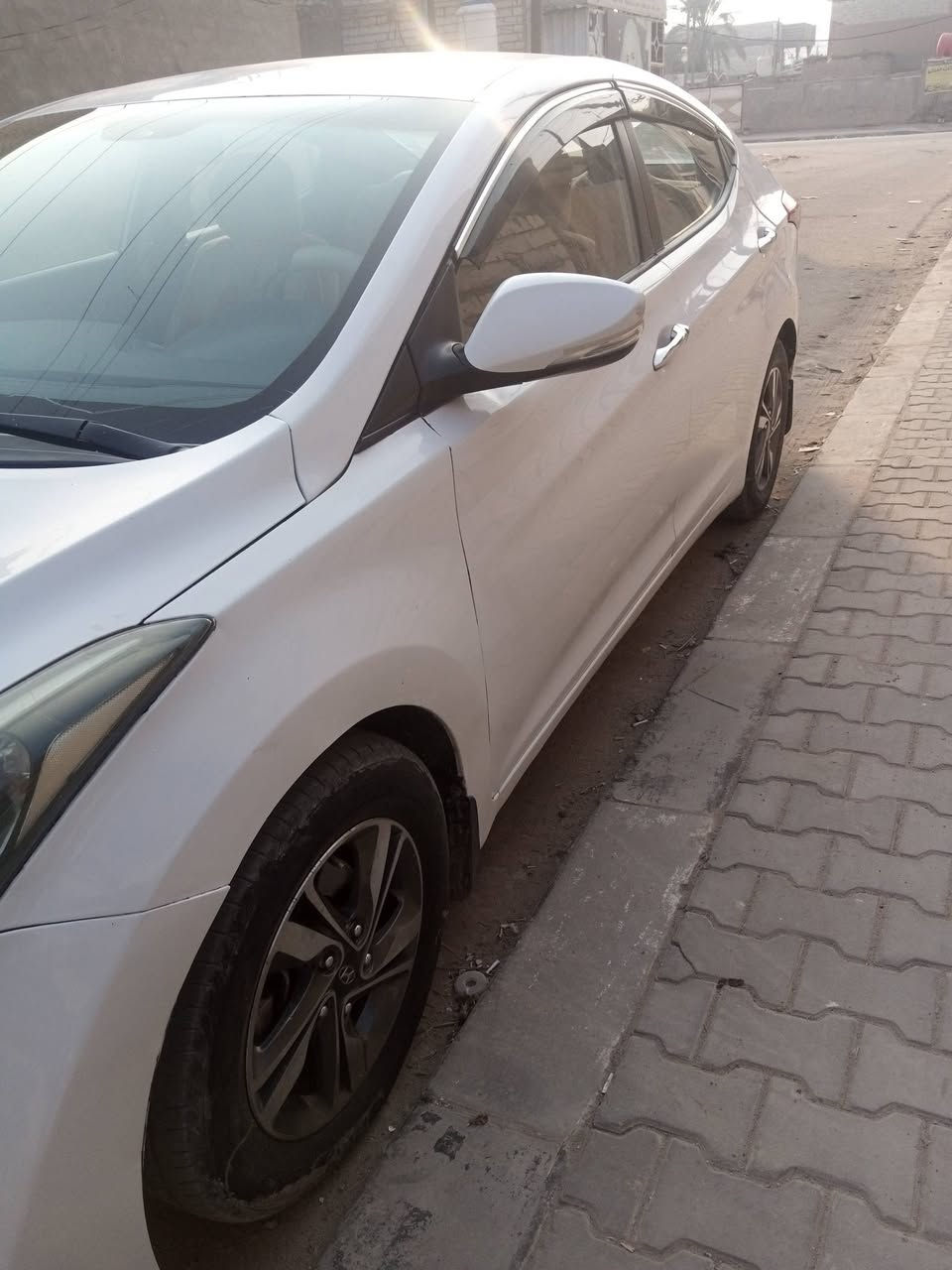 سلام عليكم الانتره مديل 2015 وأرد سعودي 
سنويه جديده ورقم إنكليزي هزه جديده 
سياره جاهزه العنوان نجف السعر 105 
***********
