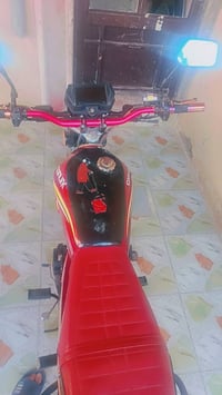 عيوني كلشي كدامك مكفول موديل 25 سعر 900 وبي مجال شي قليل رقممي 0782827...