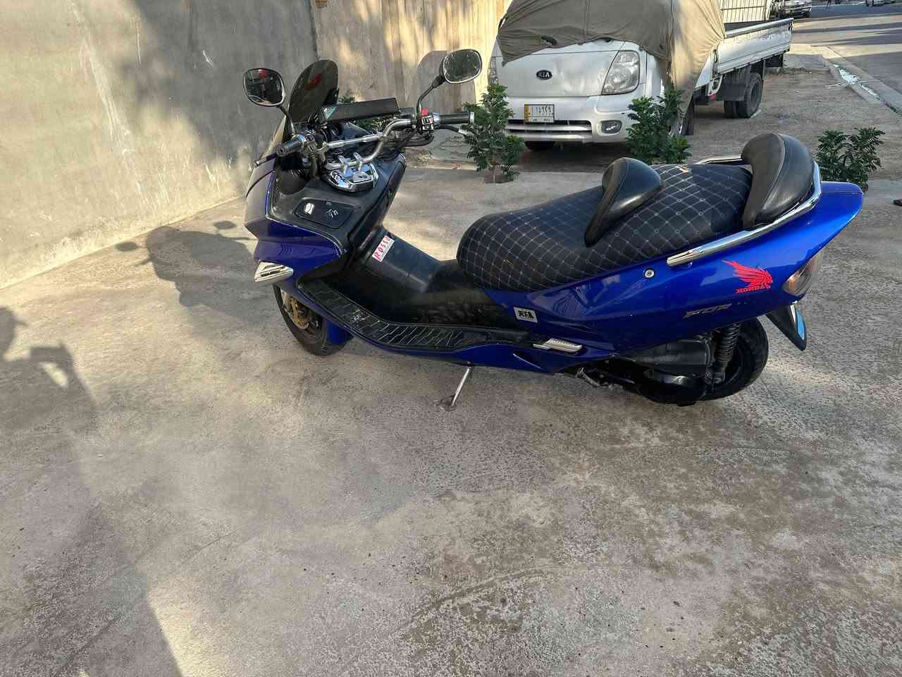 السلام عليكم فورزه سويج صفر سته دراجه مكفوله المكان بغداد حي العامل مليون 950 ***********

