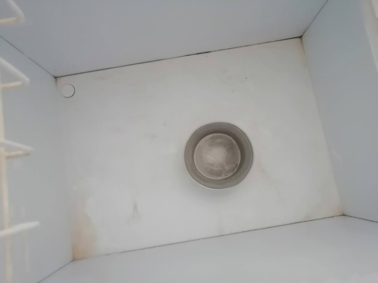 مجميده حجم 12 قدم سعر 160الف ومجال عنوان مخيم كبرتو تابع دهوك رقم واتساب *********** محل بيوار شنكالي 10 يوم ضمان
