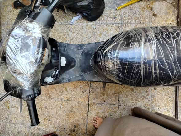 السلام عليكم دراجه ياباني للبيع حجم ٦٠ جاهزه مكينه تجفيت جديد السعر ٢٠٠ ألف بيه مجال العنوان بغداد الحريه ***********
