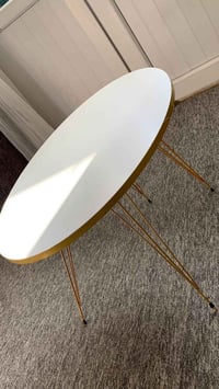 ميز • ٣ طبلات