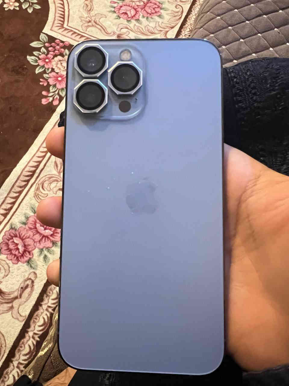 السلام عليكم 13برو ماكس بطاريه 81 شرق اوسط الذاكره 256 الجهاز ما مفتوح السعر 750مكاني ديالى رقم الهاتف ***********
