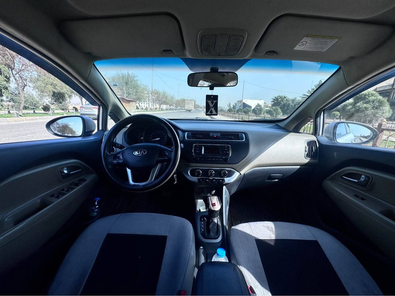 السلام عليكم 

🔴كيا ريو 2017 

🔴محرك 16 دوش شرط 

🔴كير atf شرط 

🔴تبريد + تدفئه شرط 

🔴 تحكمات ستيرن 

🔴 كروز سرعة 
                                           ( السعر 88 وبيها مجال )
4 قطع بدون دواخل  جماليه 
سوونارها مرفوق مع الصور 
*********** موصل, نينوى
