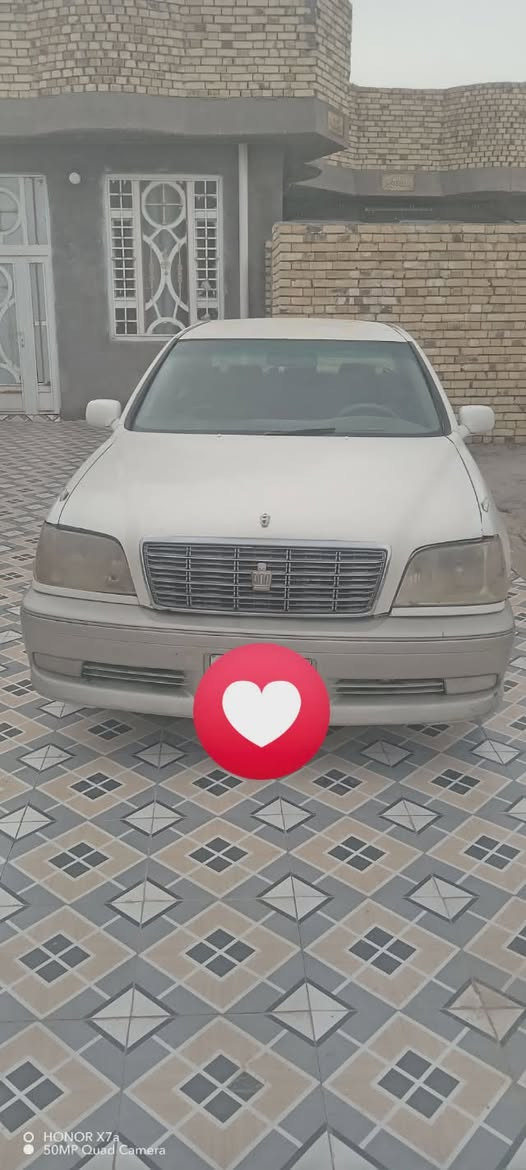 سيارة ملكه ادوات محركها 3000 فيفتي سيارة نضيفه وسعرهاكلش  مناسب 21ورقه
لو تحسب سعر مكينه واربع اوياله نجمه الاصلي تجيب فلوسها 

دواخل نضيفه 
لي يدور مناسب هذا بمعنى الكلمه مناسب 
ذي قار قضاء النصر ***********

