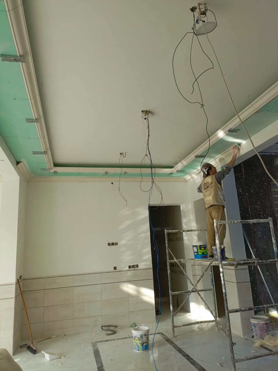 تصميم تنفيذ صالة مبنية حديثا على طراز النيو كلاسك الجديد مع اضافة لمسات من المودرن الحديث  بمواد ذات جودة عالية جداً بعمل هندسي متقن ١٠٠٪؜ بأصباغ شركة اصباغ جوتن
مع الكبير اخ علي شوقي


**إذا كنت صاحب هذا الإعلان وتريد حذفه لأي سبب، رجاءا أرسل رسالة إلى الدعم الفني**