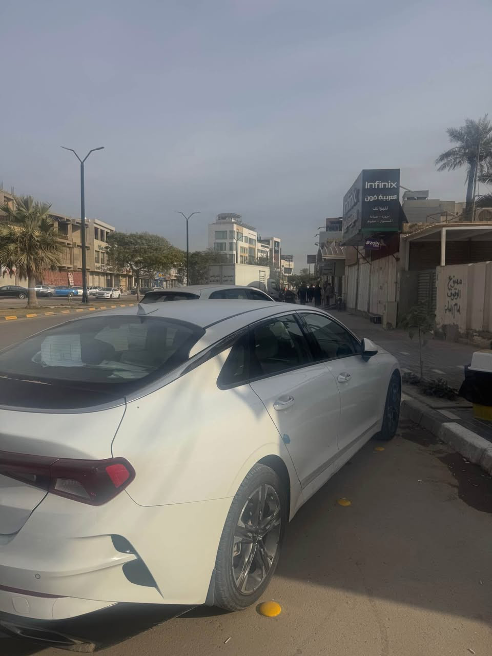 السلام عليكم…
سيارة K5 ) 2023 )خليجي رقم بابل باسمي سنوية  
اللون ابيض⚪️
عداد المسافة 46,000
ما بيه حادث
داخله ضمان عند الوكالة و ملتزم بجدول الصيانة 
بيه كم شخط خفيف مياثر.
 مواصفات:
كامرة خلفية
مري شفط 
مثبت سرعه
4 وضعيات قيادة
•تحكم ستيرن
•تبريد شاشة لمس
•حساسات امامي خلفي 
•قطعتين تبريد
السعر 215 ورقه و بيه مجال بسيط حك الجيه
للتواصل واتساب 
*********** حلة, بابل
