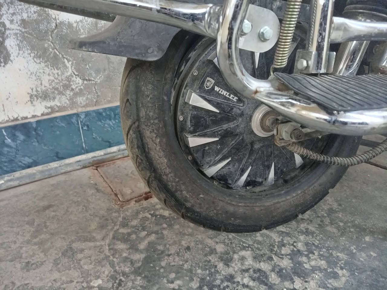 اسلام عليكم
دراجه شحن للبيع
مثل مموضح ب الصور
الدراجه جاهزه فقط تاير خلفي
العنوان الرمادي ال 5 كيلو
للاستفسار الاتصال ع
***********
