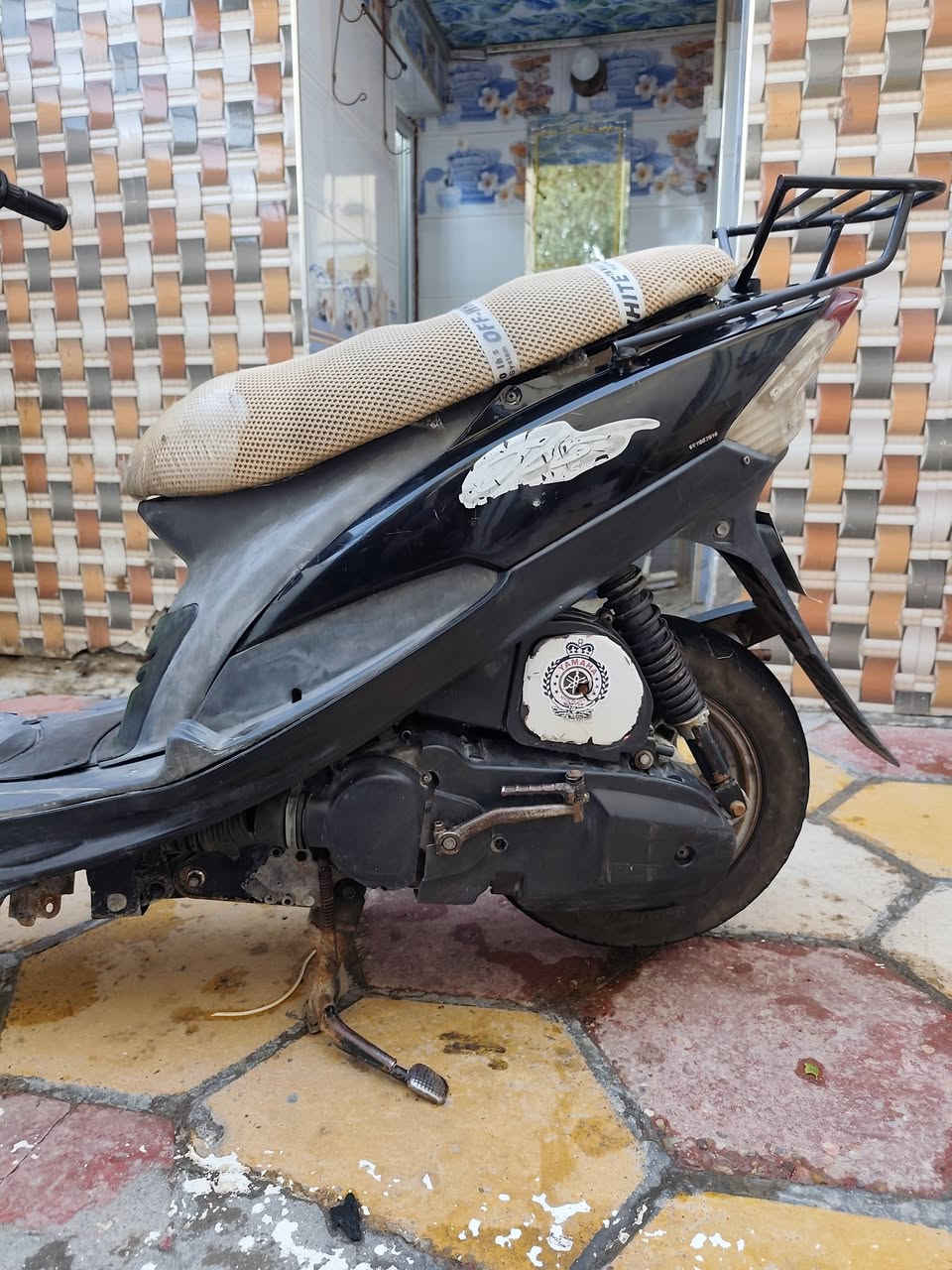 سلام عليكم ماكس منغولي دراجه نضيفه مال جناي شلعه معدل نكره سلف ما نقصه اي شي الدراجه مفتوحه بس ولفات لا تنقيص ولا تبخير كامله من كلشي ما بيه اي نقص سلف 55 مكينه مكينه 50 ابلاد سعره 500 مكاني ناصريه ناحيت السديناويه قرب مركز الشرطه رقمي ***********
