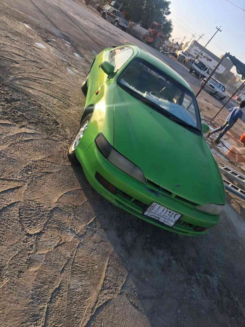 كارينه تك باب موديل٩٤محرك ٢٠٠٠ابو جف شاده حاويه جديد.كير اوتماتيك.رقمها ومكانها واسط.تبريد كمبريسر ضعيف.السياره بدون حادث.السعر٢٥ورقه اقل سعر التكتك. بيها مجال بسيط***********

