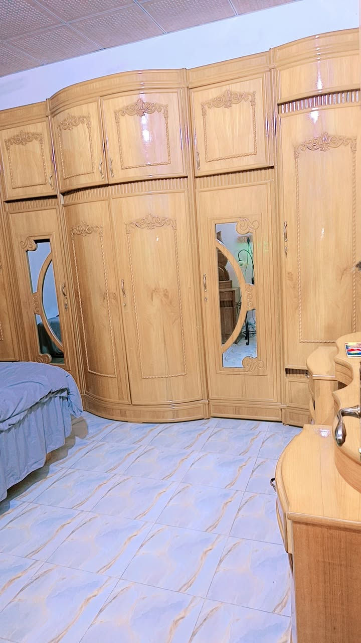 السلام عليكم غرفة خشاب للبيع تزكام أم الستة طابقين احلى من الصورة سعرها مليون و600بيها مجال العنوان النجف التواصل على الخاص


**إذا كنت صاحب هذا الإعلان وتريد حذفه لأي سبب، رجاءا أرسل رسالة إلى الدعم الفني**