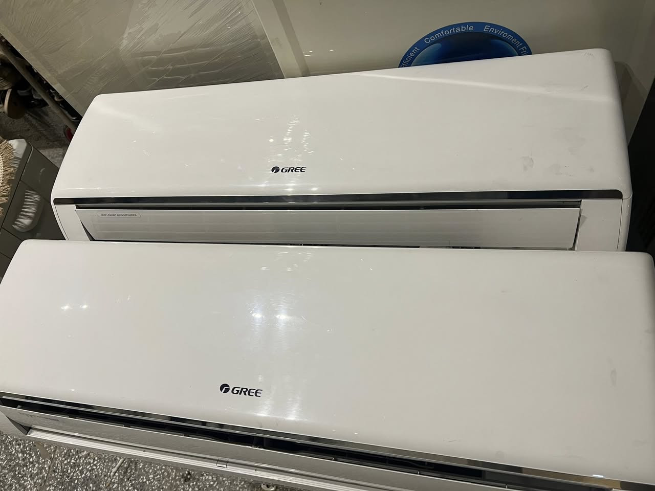 السلام عليكم
سبالت كري 1 طن انفيرتر 
عدد 2 
أجهزه بلاديه على وضع الشركه 
ملحقاتهن كاملات بدون تصليح او تبديل 
تدفئه تبريد مغسولات وجاهزات 
الغاز مقفول 
السعر 550 قفل 
مكاني بغداد الدوره او التاجي 
يوجد خدمه توصيل داخل بغداد 
0771.443.0446


**إذا كنت صاحب هذا الإعلان وتريد حذفه لأي سبب، رجاءا أرسل رسالة إلى الدعم الفني**