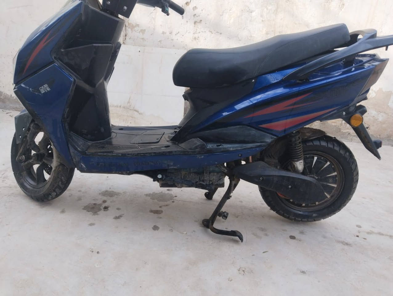 السلام عليكم دراجه شحن للبيع دارجه كامله ما بيها اي نقص مكان بغداد البياع ***********
