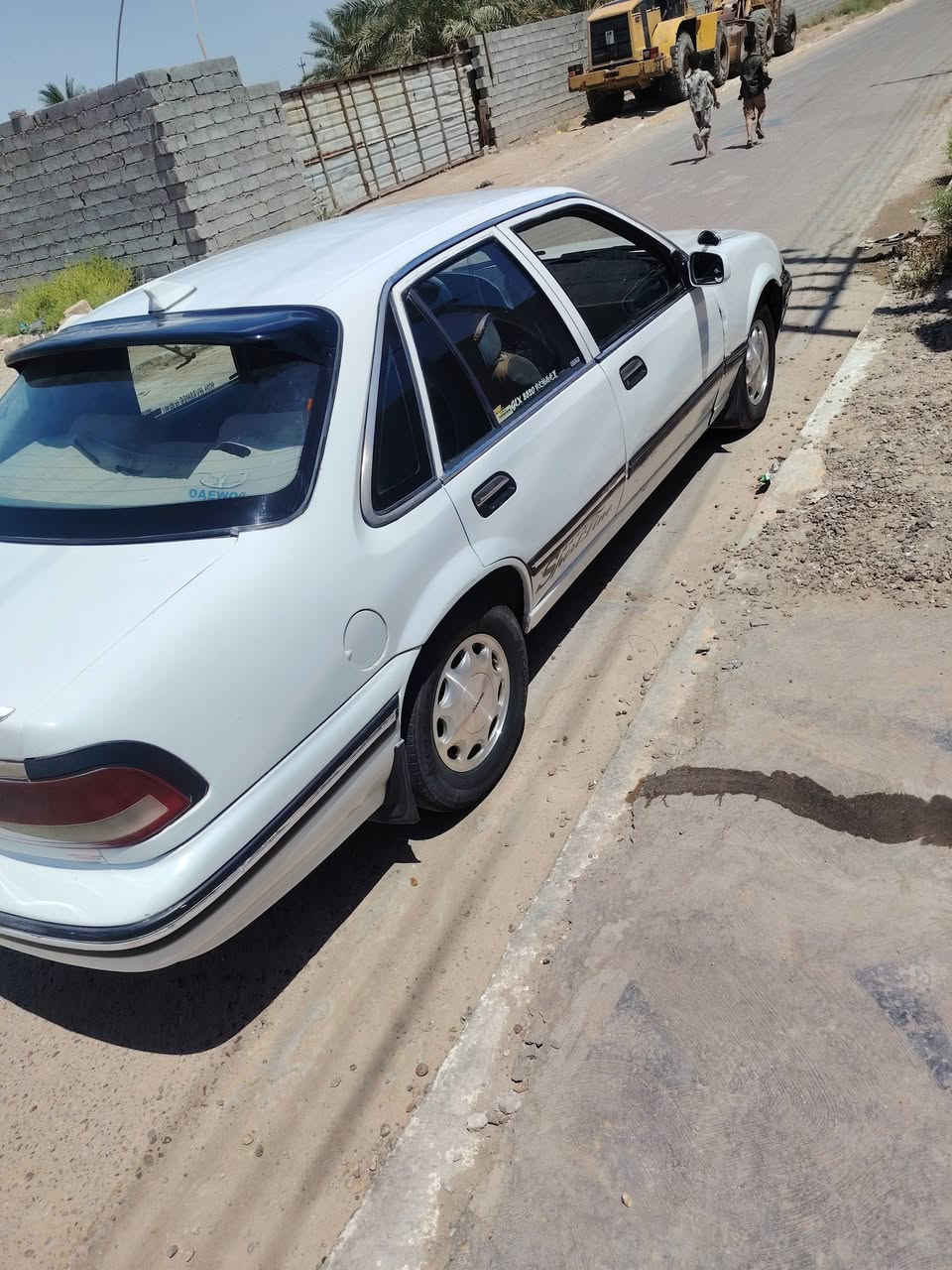 السلام عليكم برنس موديل 95 رقم بغداد انكليزي اتو سنويه لل 29 تحويل مباشر شرط تحويل مصبوغه حزام قماره تكم بلادي سعر 35 بيها مجال بسيط شراي تصل مكان الكرمه. ***********

