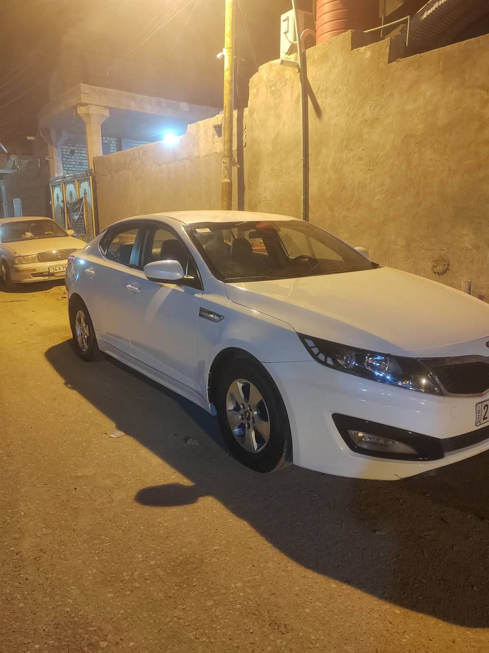 السلام عليكم كيا التيما سياره جديده دخول جديد ادوات تبريد حداديه تخم تاير مكينه كير ويلات كله جديد رقم وسنويه شمالي حساسات خلفيه كامره شاشه نقص ما بيها موديل 2014 غاز ابلاد كصه جنطه استفسار *********** العنوان البصره
