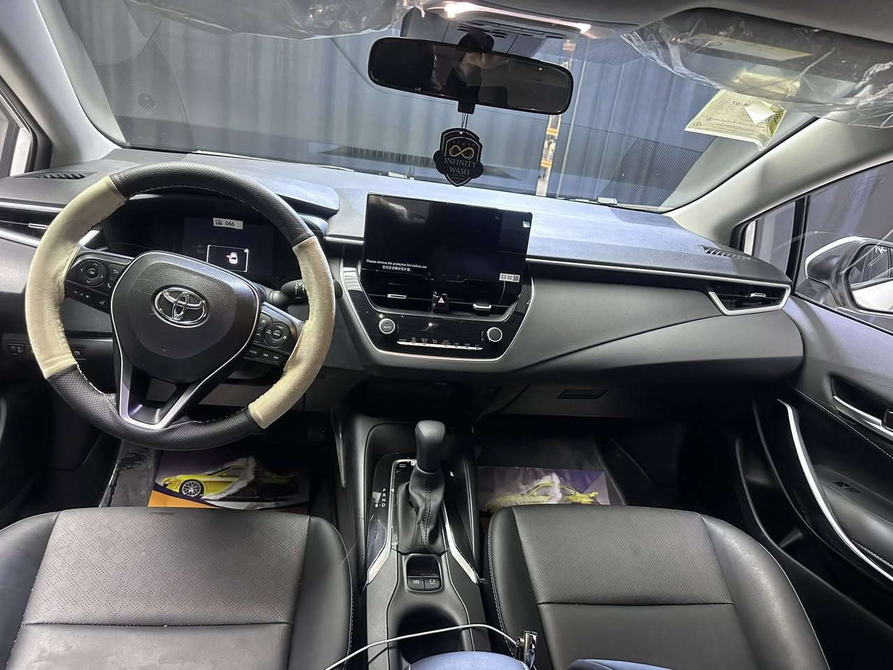 Corolla HEV 2025   (154$) ***********
سارد و بۆیاخ و چاڵ بە شەرت(3000km)ڕۆشتووە  ١٥٤$ قفڵی .
