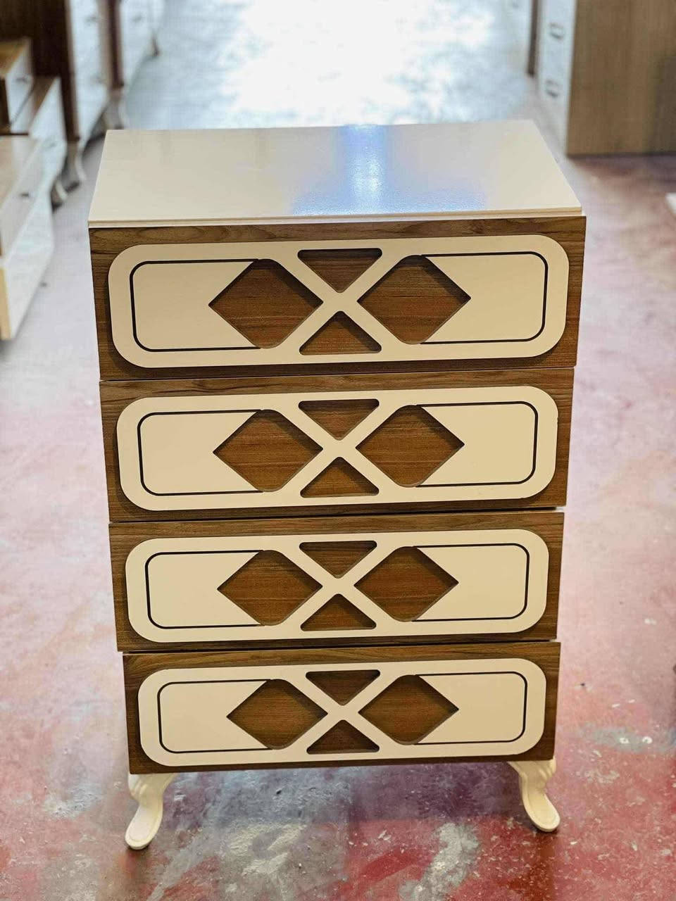 عرروض العيد يمه وبس❤️🦋✨
بس وفقط 650 ونقل وشد علينه 
شمنتظر أخذ سكرين وسارعوو بل حجزز خااص🏃🏼‍♀️


**إذا كنت صاحب هذا الإعلان وتريد حذفه لأي سبب، رجاءا أرسل رسالة إلى الدعم الفني**