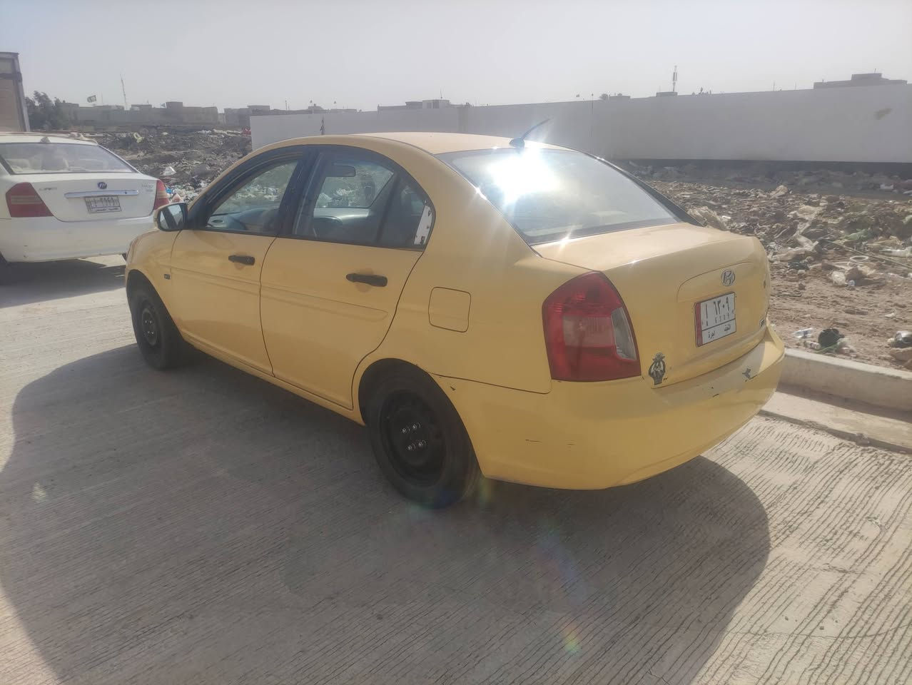 اكسنت 2011 خليجي 1600 cvvt اصل باسمي سنويه جديده 
((((كفاله عامه )))) صبغه وحده 
محرك جديد وتبريد منضومه جديده شرط ثلج راديتر جديد سلف وداينمو جدد وتخم تاير وباتري جدد حداديه نص ونص السعر اتصال
***********
بيع فقط بدون مراوس
