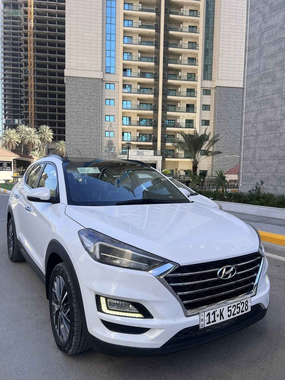 سلام عليكم 
توسان 2019 خليجي 
فول السياره الكاصد بنوراما  بصمه شاشه كامره لد امامي وخلفي تبريد قطعتين كشن جلد وكهرباء رقم بغداد بسمي بيه تكشير بالحافه مال بنيد ونصبغ على كده مكفوله من الضربه   السياره مكان السياره بغداد المنصور  
‭0771 429 3525‬
