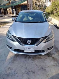 سنترا ٢٠١٩ بيها حادث امريكا بس جاملغ أمامي جهة السايق مبدل يعني قطعه و...