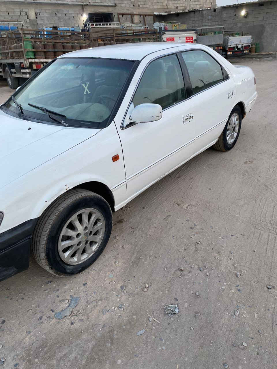 السلام عليكم كامري موديل ٢٠٠١لبيع مزاد الداخليه مكمل معامله من المرور مكفوله مك القصه والضربه كفاله عامه مكينه جديده حاويه بس الكير كايم ***********السعر ٤٠ وبيه مجال مكان البصره الزبير
