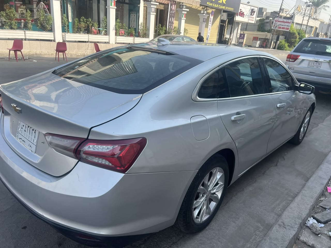 لسلام عليكم ماليبو موديل 2020 للبيع ابيع على عطلها محرك سليم بس الكير متفلش عارضها ب70 ورقه مكاني بغداد الشعب  ***********
