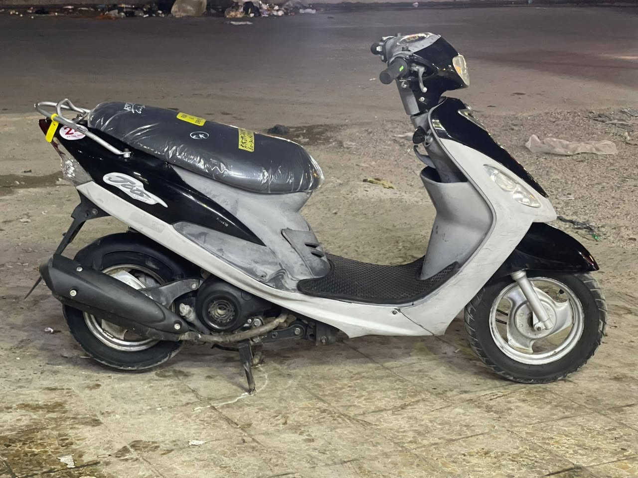السلام عليكم..... مكلف بالنشر
ماكس منغولي بلادية 🏍️ كله شغال سلف وهندر وكهربائيات واوراق كامله كل نقص ما بيهه جيب فيتر وتعال فحص السعر 600 العنوان مدينة الصدر الإتصال على صاحب دراجة ***********

