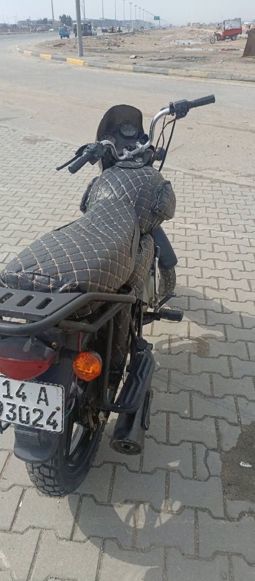 دراجه بوكسر جبلي رقم وسنوية
موديل 21 
السعر 1750
البصره حي الاصدقاء 
للاستفسار الاتصال على الرقم 
***********
