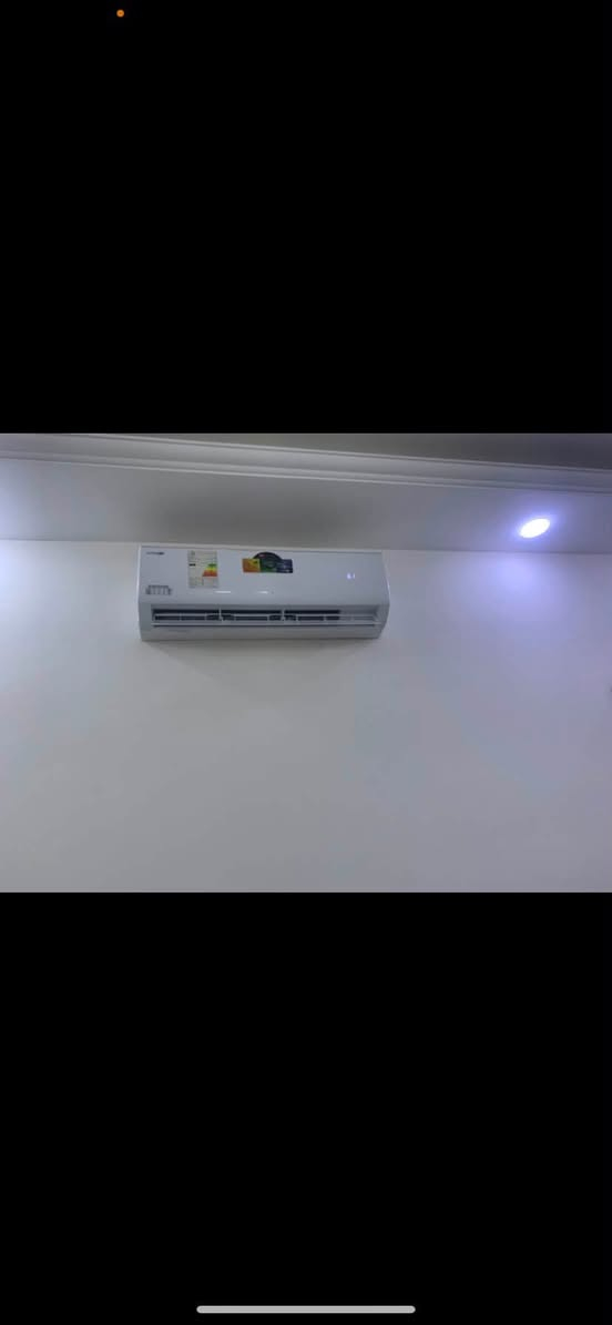 ❄️ عروض صيانة ونصب السبالت ❄️
خدمتكم لباب البيت (داخل وخارج بغداد) 🏡
⚠️ الأسعار عرض خاص وثابتة مع ضمان تنصيب 3 أشهر
🏷️ الأسعار والخدمات:
 🧼 غسل موقعي: 25 ألف
 🧽 غسل كامل (تفصيخ): 40 ألف
 🛠️ نصب جداري جديد: 50 ألف
 ⚙️ نصب مستعمل (بدون غسل): 50 ألف
 🔄 نصب مستعمل (مع الغسل): 65 ألف
 🏢 نصب كنتوري: 70 ألف
 🚚 نقل السبلت (نفس البيت): 65 ألف
✨ نتميز بـ:
 🛠️ إصلاح الليك والصيانة الموقعية (مع الضمان).
 ⛽ شحن غاز فريون أصلي مضمون.
📞 للحجز والاستفسار (واتساب):
📲 ***********
