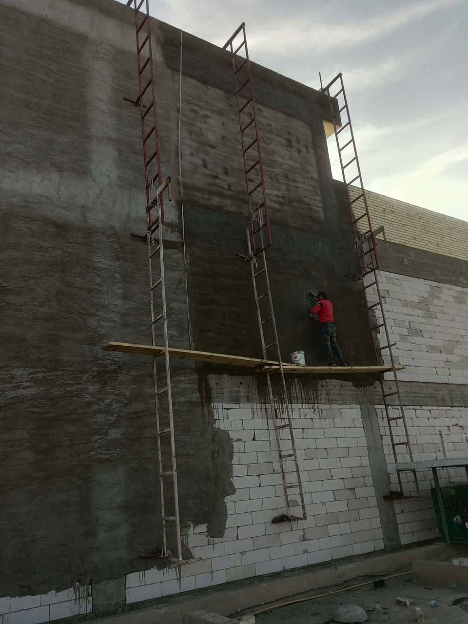 السلام عليكم ورحمة الله وبركاتة خلفة لبخ سقل بلخ تشميع لبخ جرارة لبخ تصفير مصاطر حمامات مطابخ مناور وزن درجة أولى عملنة بغداد الكرخ
***********  👉وات ساب   *********** جمال أبو أحمد
