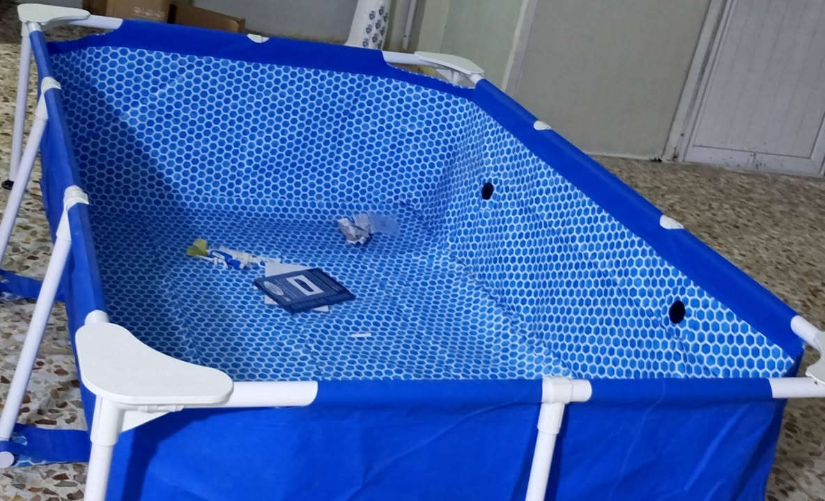 السلام عليكم يوجد مسبح اطفال للبيع مستخدم قليل جدا ومابي شي و قياسه مذكور بالصورة سعرة 85 وبي مجال مكاني كفاءات حي الصحة الاستفسار على الرقم ***********
