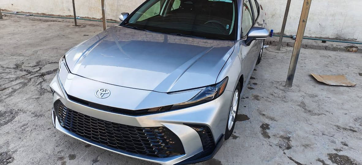 االسلام عليكم 
كامري هايبرد
2025 دخول جديد 
مكينه2.500 بانزين و هايبرد HEV  تترقم كل محافضات
فئة ال Le ماشيه 16 الف ميل 
حساسات
تحكم ستيرن جهتين
رادار امامي
رادار جانبي
قياده ذاتيه
كروز سرعه
مانع انزلاق
مانع تصادم
حساسات ضغط الاطارات
بك لايت لد   LED
لايت زنون امامي بلادي LED
ويل 18
محدد مسار
تصحيح مسار
حساسات ستيرن التنبيه  
مودEV
اوتو هولد
 بصمه
3أنظمة قياده ECO / Normal / Sport 
قطعتين تبريد
سايد بريك بصمه
نضامGBS + خرائط
اوامر صوتيه وتسجيل صوتي
كامره خلفيه
منافذ تايب سي 
شحن لاسلكي 
وبعد بيها مواصفات معروفه
تحويل ثاني يوم 
سعر198 مجال شي بسيط
مكانها  صلاح الدين سامراء 
‏  التواصل عبر الاتصال فقط ووتساب *********** 
ضرر صبغ بنيد وجاملغ فقط وتصليح درجه اولئ شرط بجم كبس 
ورقم الشاصي مرفق بل الصور
