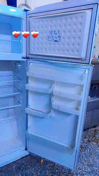 السلام عليكم ورحمه الله
ثلاجه فستل حجم كبير 28
السعر 300 
المكان بغداد مدينه الصدر 
الرقم ***********
