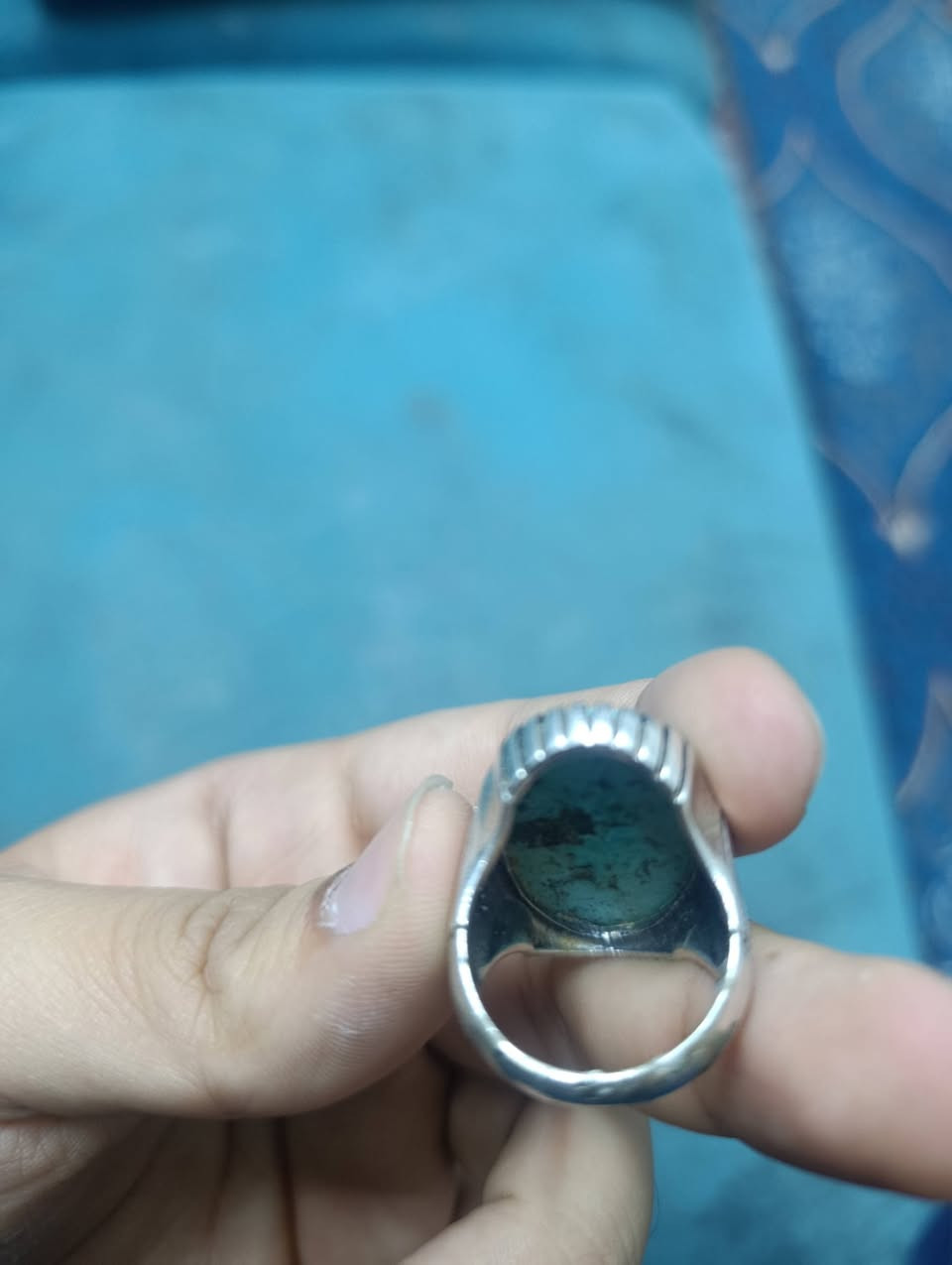 السلام عليكم
شهر رمضان مُبارك إن شاء الله

محبس فيروز صياغة بحرينية يخبل باللبس أمانة الله ورسوله بس شغله كلفني 100 ألف أريد أبيعه لأن أحتاجيت
اللي يعجبه هذا المال يراسلني ويشلع عيوني 🩵
سعره 100 ألف وتدرون الفضه والفيروز شلون صاعد ويتوفر توصيل إلى كافة المُحافظات 

للتواصل : ***********
