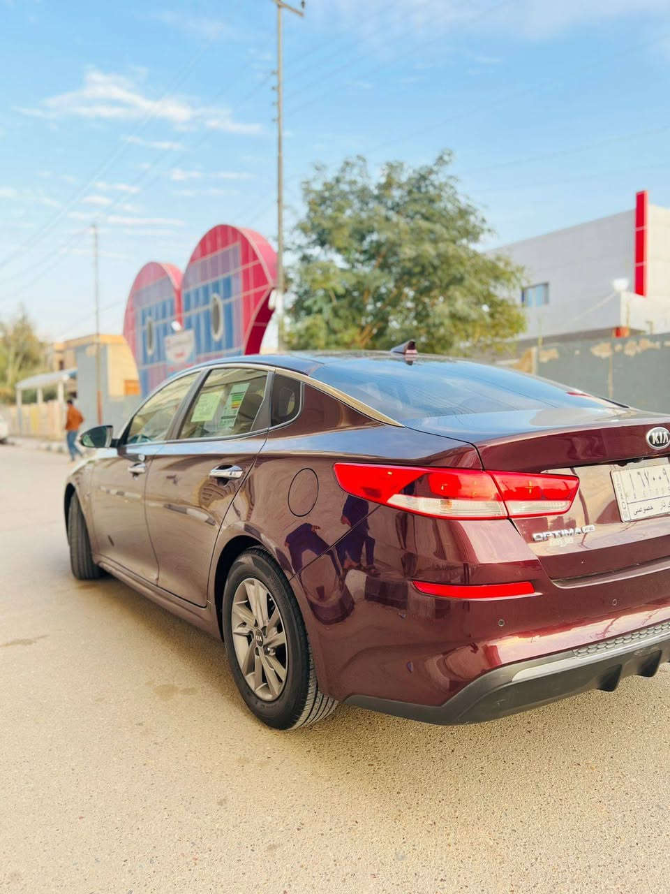 السلام عليكم ورحمة الله وبركاته.                                كيا اوبتيما 2019 رقم ذي قار 
وارد امريكي حادث فقط بنيد ومقدم جاملغ  باقي كفاله عام صبغ تبديل بارد سياره جديده استخدام شخصي  سياره احله من صوره سبيره مانزل بوضع شركه بعده  ماشيه  90 الف الف مكينه 2400  مامفتوح  موصفات حلوه نص فول السعر 132 وبيه مجال الشراي 
مكاني ناصريه مركز                                                   اللاًستفسار اتصل.   ***********
