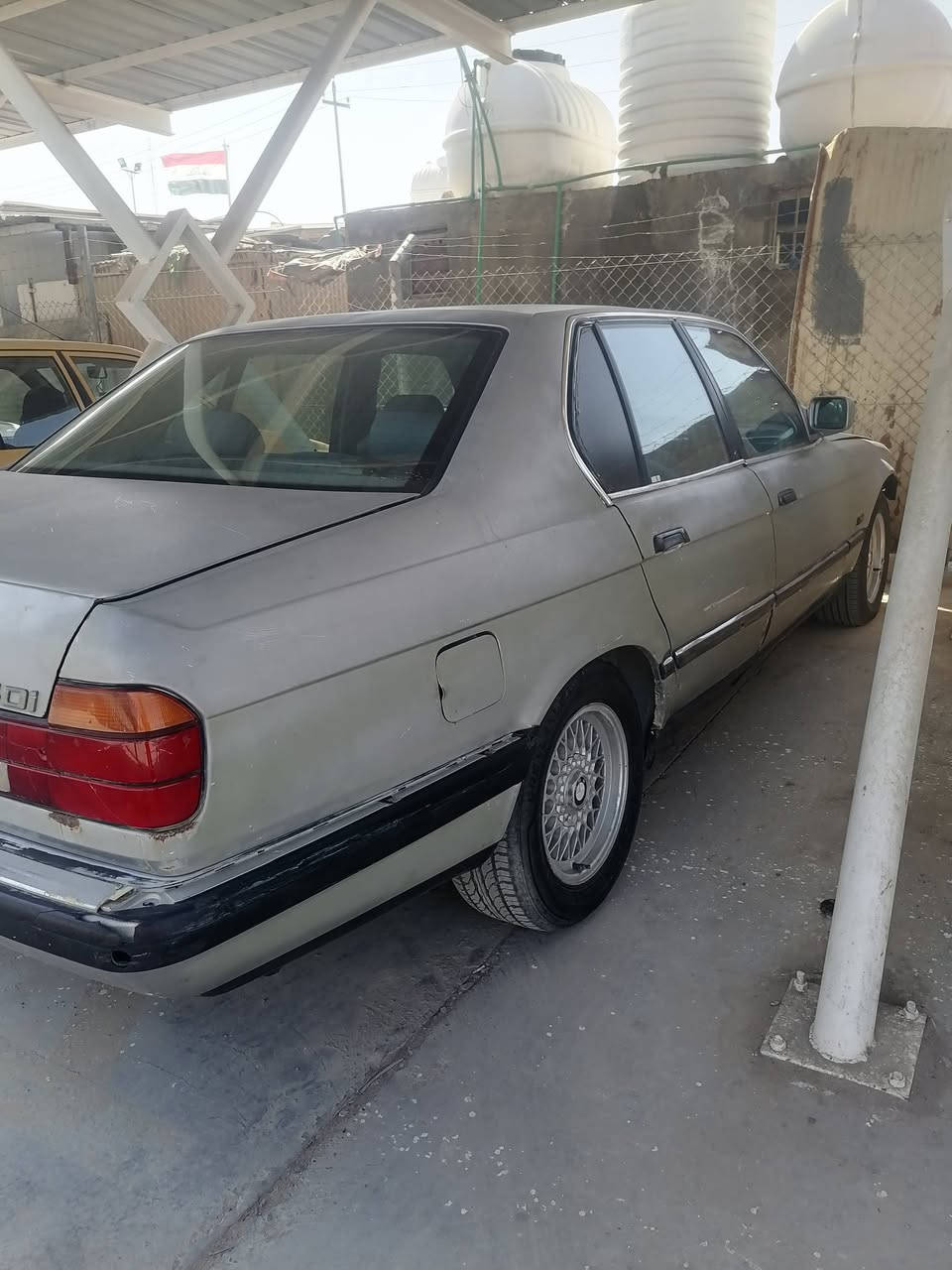 السلام عليكم مكلف بالنشر بي ام دبليو موديل ٩٢ رقم إنبار مشروع وطني كير تمساح مكينه ٧٣٥ جديده ٨ سلندر كير ومكينه جدد حداديه حلوه دواخل جيده جدا مصبوغه عام بيهه طخه جاملغ أيمن أمامي بدون داخل تحويل مباشر تخم تاير جديد سياره جاهزه وخير من الله السعر ٣٢ ورقه وبيهه مجال مكانهه الصويره *********** واتس اب ***********
