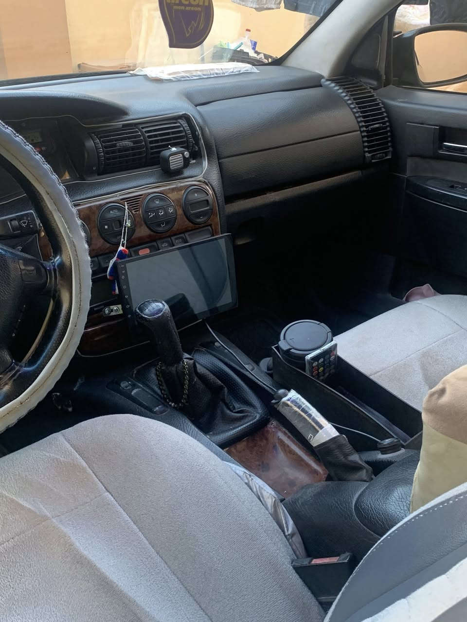 اوبل بزون 1996 
كير عادي محرك 20كبس جديد 
كير محرك حداديه كلشي بشرط بلپاكيت 
رقم سليمانيه جامات كهربائي كشنات كهربائيه مري كهربائيه
لايتات ليد شاشه ايباد كشنات جلد نطام ايكو نطام abs صبغ عام للجماليه بشرط جاكوج ملايح البدنه تايرات  نظيفه  تدفئه كلهن لمس موزعات كلهن بلاد مكان السياره سليمانيه سعر 55ورقه وبيها مجال  السياره باقيه نطيفه و بلاديه …رجاء المرشراي اترك كلمه طيبة❤️
ملاحظه السياره رقم هزه سنويه كلهن جدد
***********/***********
