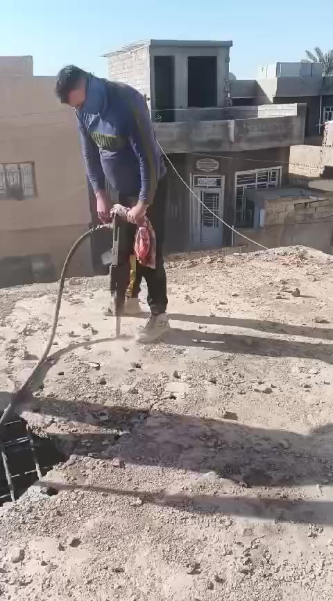 مستعدون لتفليش الدور والمباني السكنية القديمة بأسعار مناسبة بدون فلوس بمواده فقط للاستفسار الاتصال على الرقم التالي ***********... ديالى
