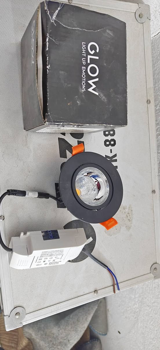 متوفر كلوبات لد الابيض ثابت والاسود متحرك وشريط لد   مع خمس توصالات ومكيبل ايرث  حجم 1×35  نحاس الاصلي قطعتين طول القطعه 25. متر الاستفسار خاص


**إذا كنت صاحب هذا الإعلان وتريد حذفه لأي سبب، رجاءا أرسل رسالة إلى الدعم الفني**