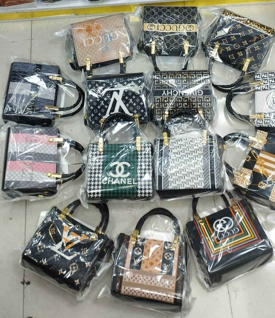 عرض محدود
للحجز 786 159 7539
