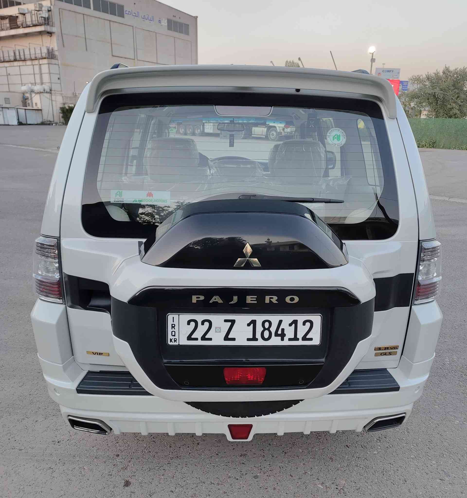 السلام عليكم باجيرو 2020 حبتور راس الارنب العلامه الذهبية رقم اربيل سنويه بأسمي هزه وفحص2026 يعني تحويل مباشر بدون متاخذ السيارة ماشية 41 الف  وقابله للزياده على وضع الشركة السيارة مكفولة من كل شي رصعات شخوط حالوب فقط بيه بارد مقدار شبر بالجاملغ الامامي واضح بالصوره بدون فتح محرك 3800 تشغيل عن بعد رادار ترايش نيكل  الكشنات جلد وكهرباء الامامية تحكم ستيرن ثلاث جهات دفلوك دمام خلفي مري شفط 12 سماعه شاشه اصل زراك لايت لايت زنون ويل 18 وباقي المواصفات معروفه بالحبتور مكان السياره بغداد الاعظميه  للاستفسار
***********
