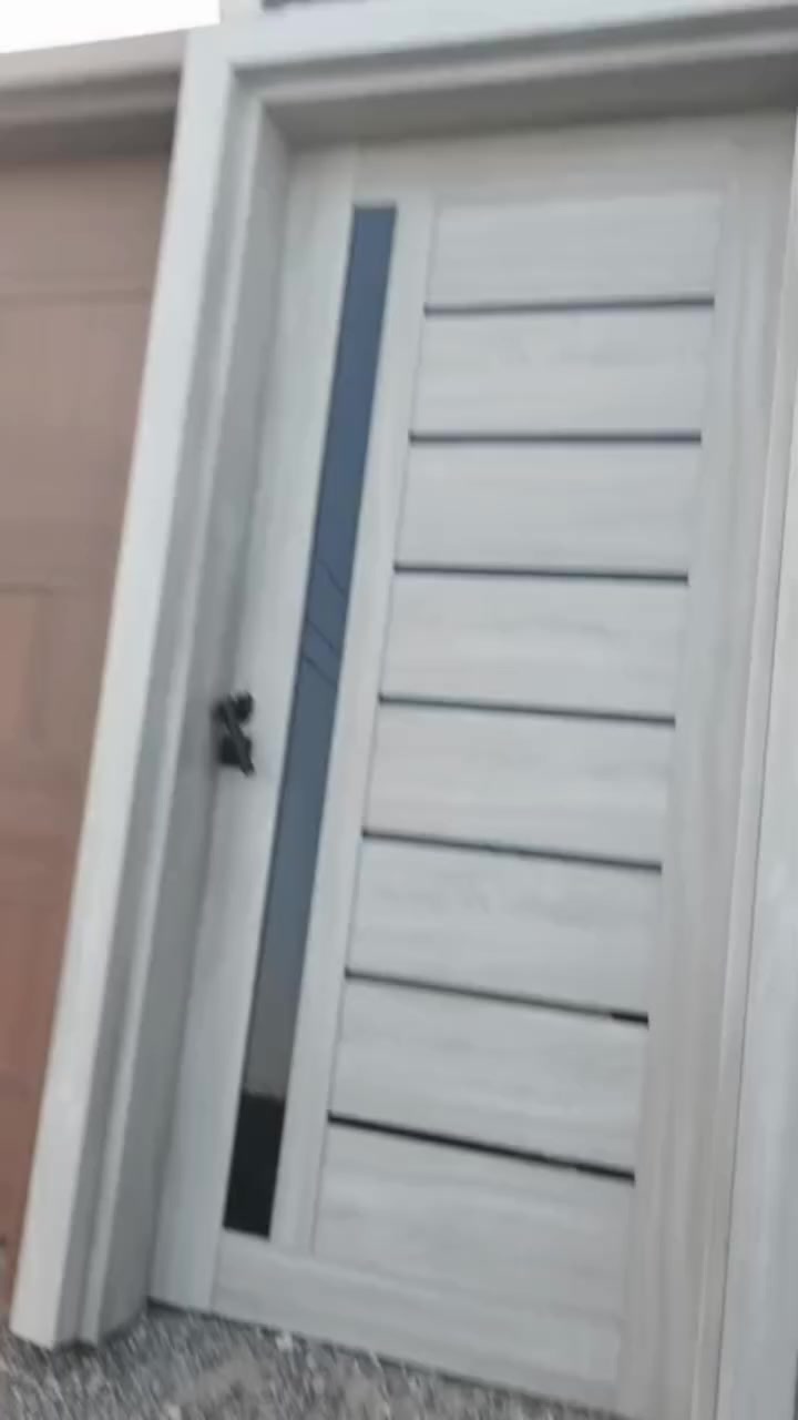 السلام عليكم ابواب تصفية مخزن
العنوان طريق كربلاء نجف عمود 685 
الاستفسار الاتصال على الرقم ***********
