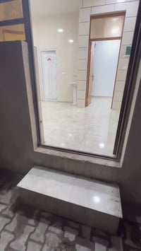 مشتمل طابق ارضي للايجار العنوان حي القاهرة قرب تانكي مي قاهرة يحتوي عل...