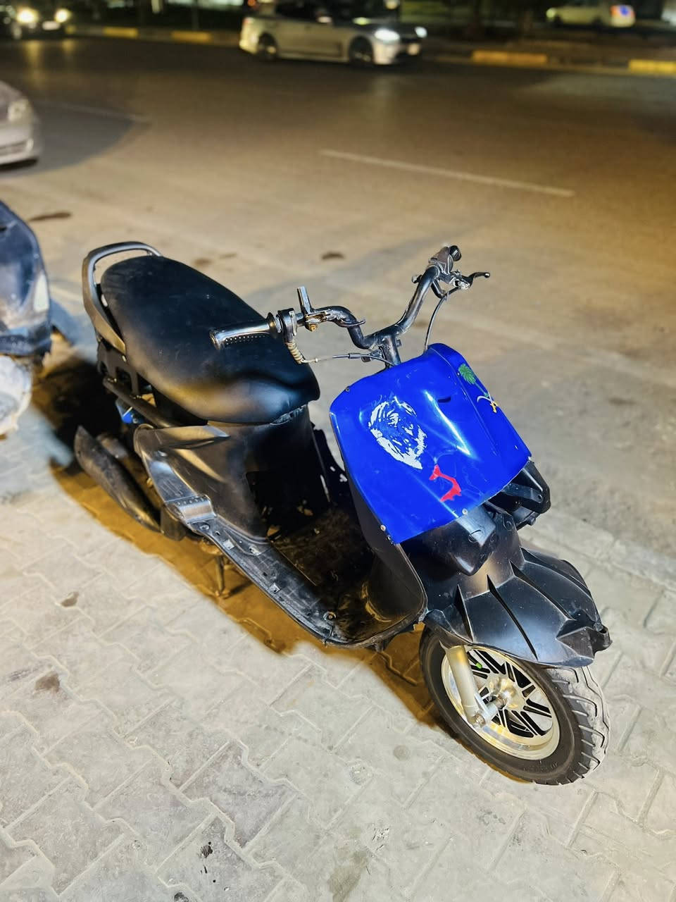 مُـكـلـف بـالـنـشـر
0777 812 5457
